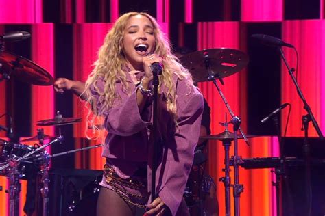 Watch Tinashe .